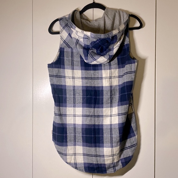 Hooded Plaid Vest - Picture 3 of 4